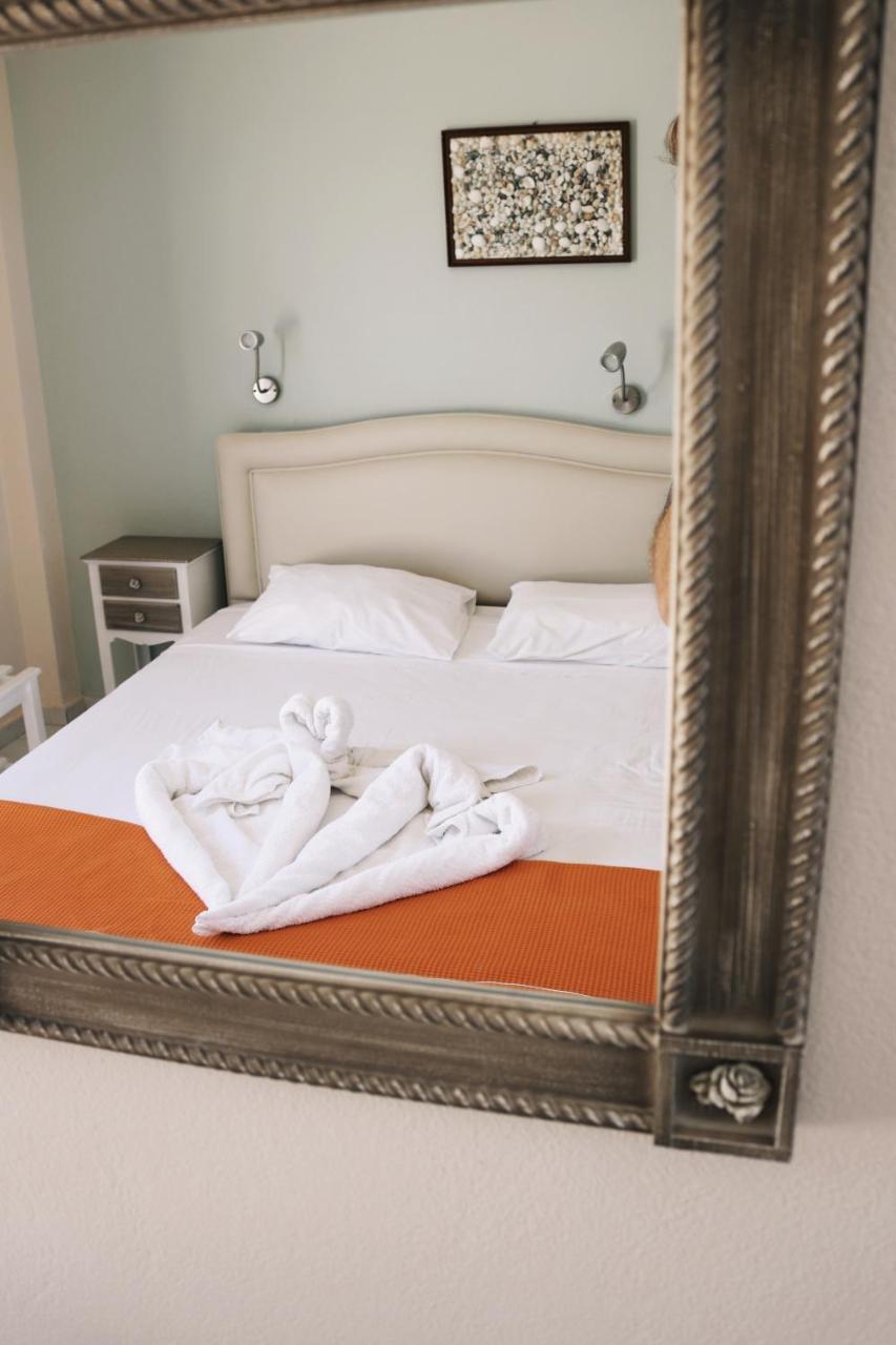 Esperida Rooms & Studios Amoopi Exterior photo
